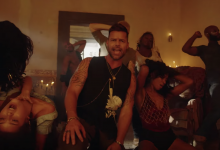 Ricky Martin – Fiebre ft. Wisin, Yandel