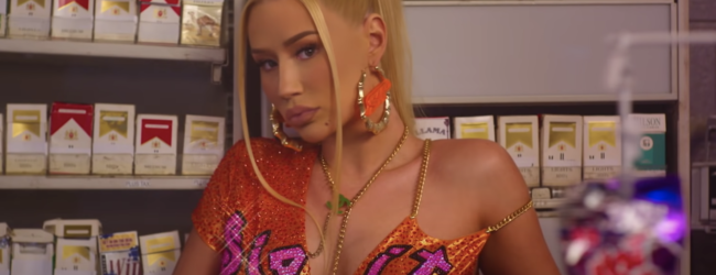 Iggy Azalea, Tyga – Sip It