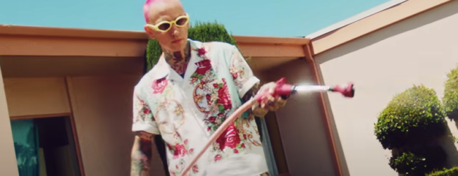 blackbear, Machine Gun Kelly – gfy